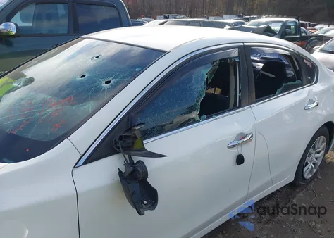 2018 Nissan Altima 2.5 S z USA, uszkodzony, nr VIN 1N4AL3AP9JC260637